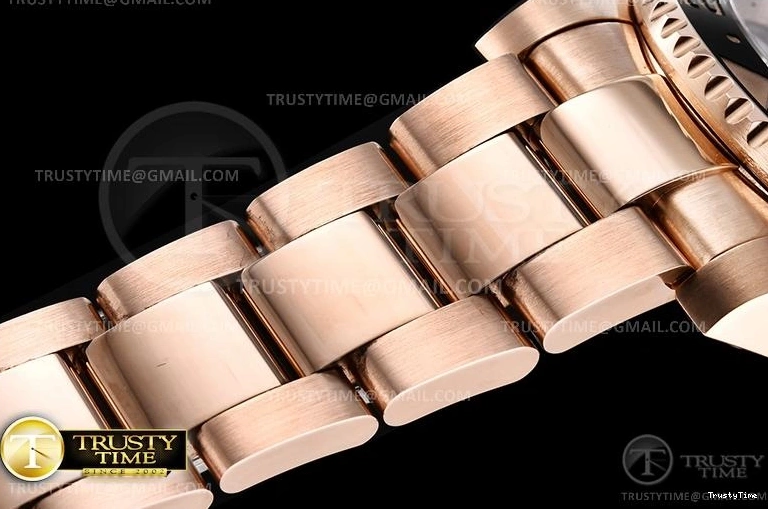 0207 ROLGMT133 – GMT II Snug 968